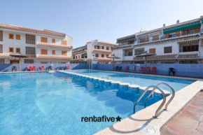 rentafive Piscina Parking Pista de tenis